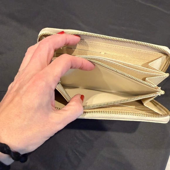 Louis Vuitton Damier Azur Coated Canvas Zippy Long Wallet - Picture 7 of 16